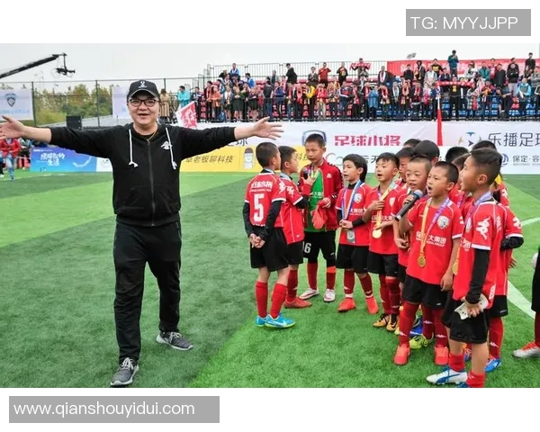 洲际杯赛评析北京足球队展现出惊人速度与团队配合的完美结合