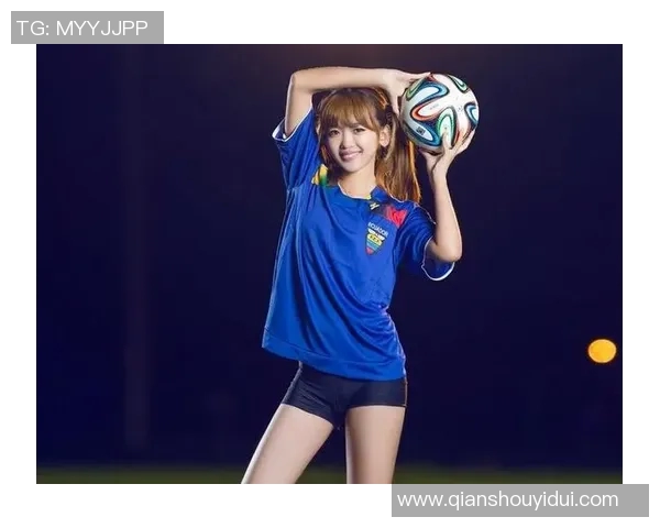 女子足球明星风采尽显她们在绿茵场上的魅力与坚持