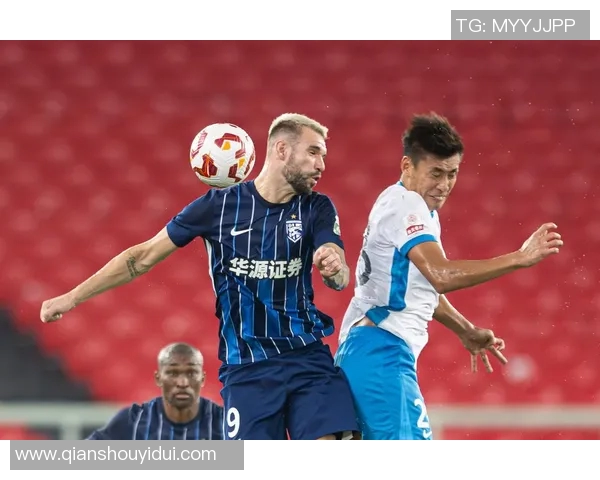 武汉足球队个人能力提升的关键因素与发展方向分析